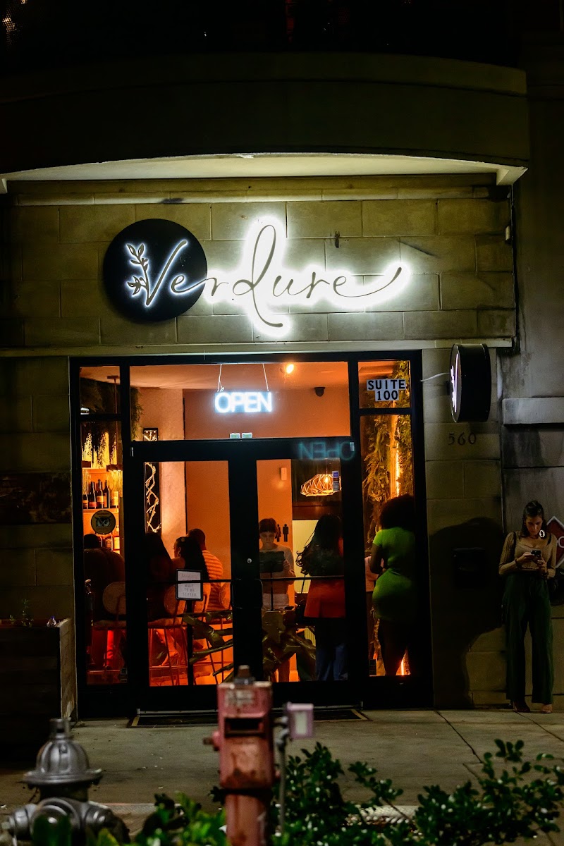 Verdure Kitchen & Cocktails